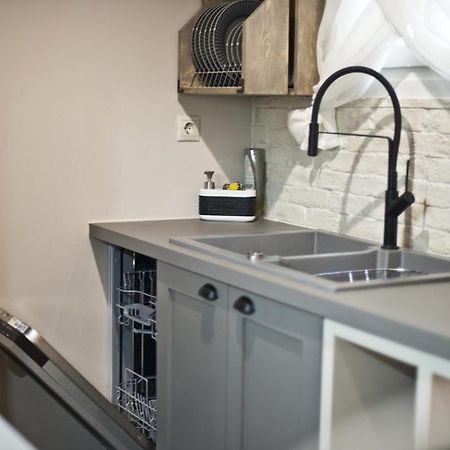 Stylish Apartment At Pagrati เอเธนส์ ภายนอก รูปภาพ