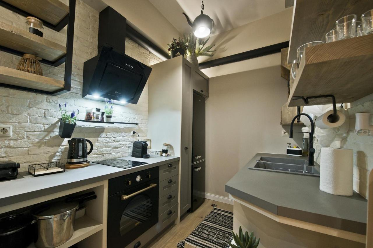 Stylish Apartment At Pagrati เอเธนส์ ภายนอก รูปภาพ